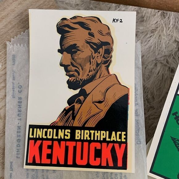 Vintage Lot of 7 Souvenir Travel
Window Camper Decals Lindgren-Tuner Co. WA - Picture 5 of 17